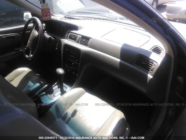 JT2BF28K6X0182041 - 1999 TOYOTA CAMRY LE/XLE GREEN photo 5