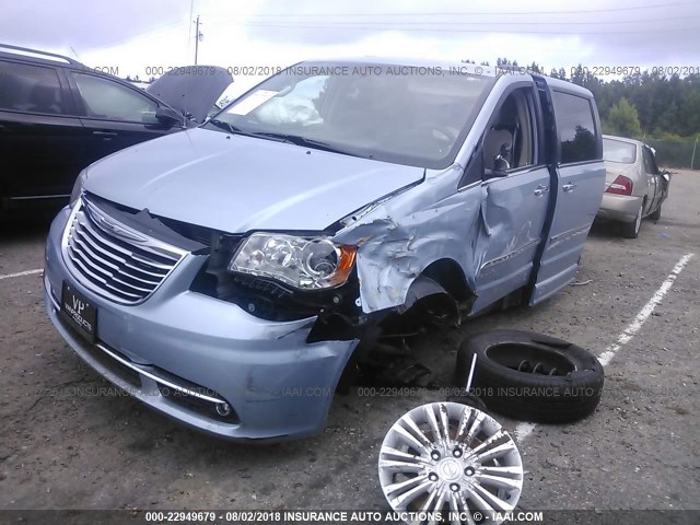 2C4RC1GG3DR558234 - 2013 CHRYSLER TOWN & COUNTRY LIMITED Light Blue photo 2