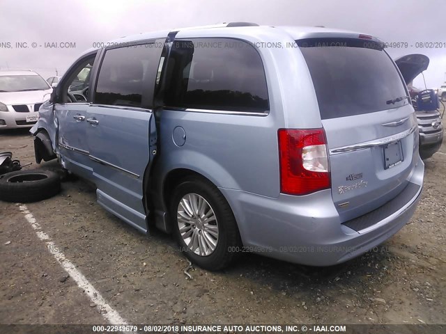 2C4RC1GG3DR558234 - 2013 CHRYSLER TOWN & COUNTRY LIMITED Light Blue photo 3