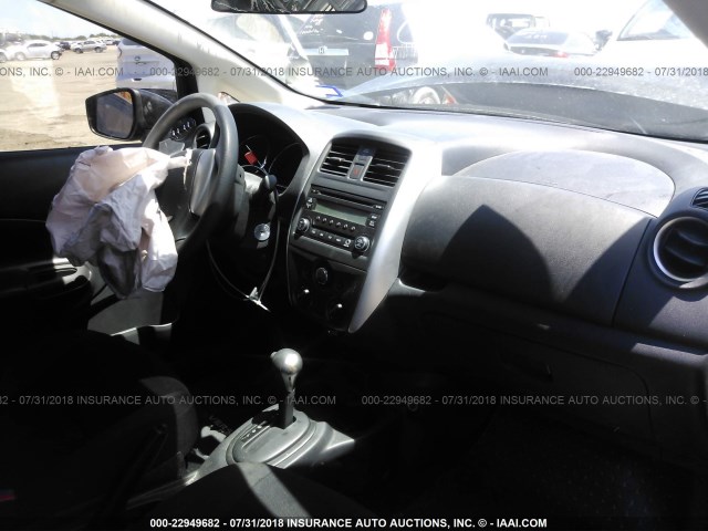 3N1CE2CP5HL381400 - 2017 NISSAN VERSA NOTE S/S PLUS/SV/SL/SR BLACK photo 5