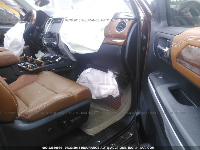 5TFAW5F13EX361849 - 2014 TOYOTA TUNDRA CREWMAX PLATINUM Qəhvəyi foto 5