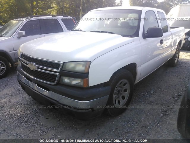 1GCEC19VX7Z168770 - 2007 CHEVROLET SILVERADO C1500 CLASSIC WHITE photo 2