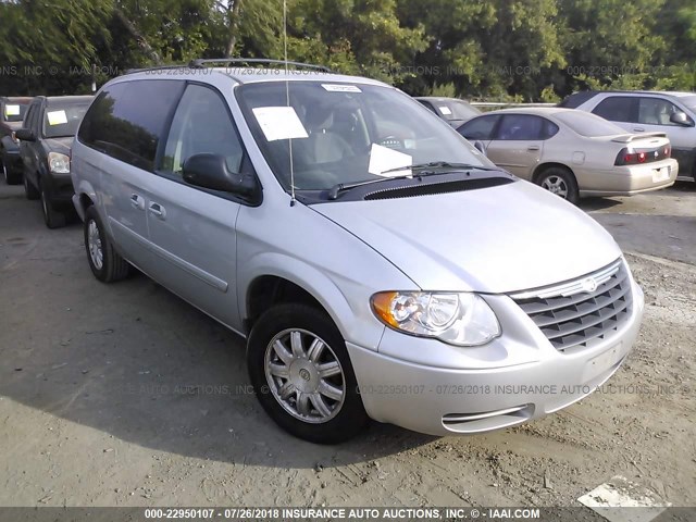 2A4GP54L56R760543 - 2006 CHRYSLER TOWN & COUNTRY TOURING SILVER photo 1