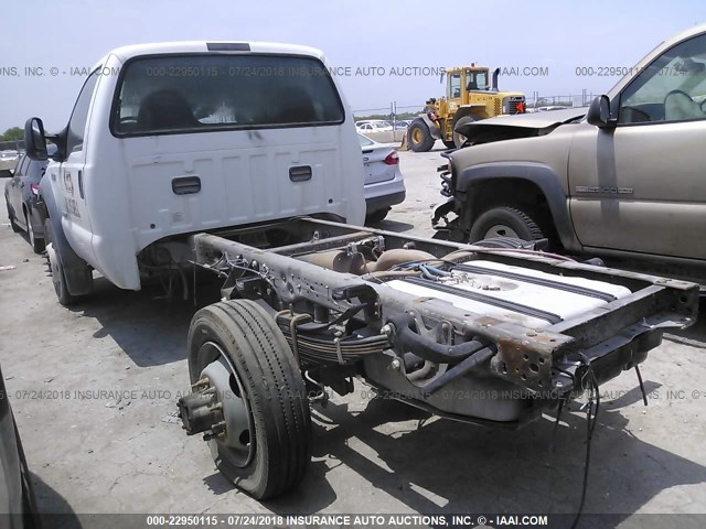 1FDXF46P67EA48295 - 2007 FORD F450 SUPER DUTY WHITE photo 3