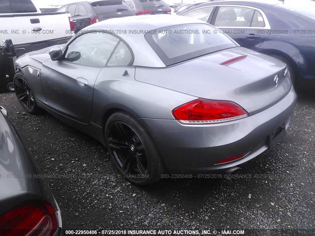 WBALM73519E381890 - 2009 BMW Z4 SDRIVE35I GRAY photo 3