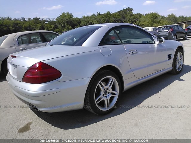 WDBSK75F13F014272 - 2003 MERCEDES-BENZ SL 500R SILVER photo 4