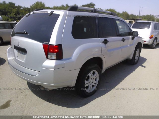 4A4MN21S97E076742 - 2007 MITSUBISHI ENDEAVOR LS SILVER photo 4