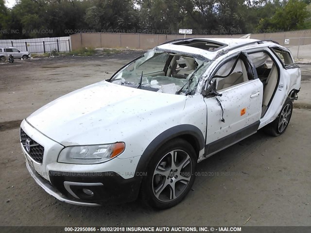 YV4902NC6F1201004 - 2015 VOLVO XC70 T6/PREMIER+ WHITE photo 2