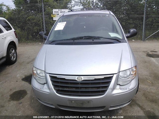 2A4GP54L67R156498 - 2007 CHRYSLER TOWN & COUNTRY TOURING SILVER photo 6