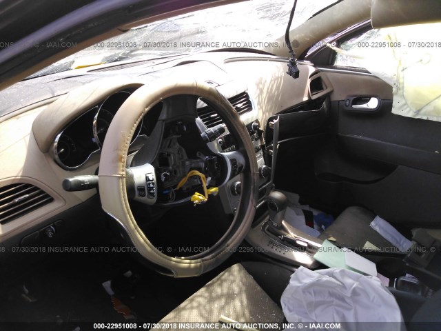 1G1ZB5E04CF209078 - 2012 CHEVROLET MALIBU LS GRAY photo 5