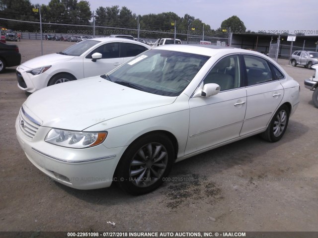 KMHFC46FX7A144854 - 2007 HYUNDAI AZERA SE/LIMITED 白色 照片 2