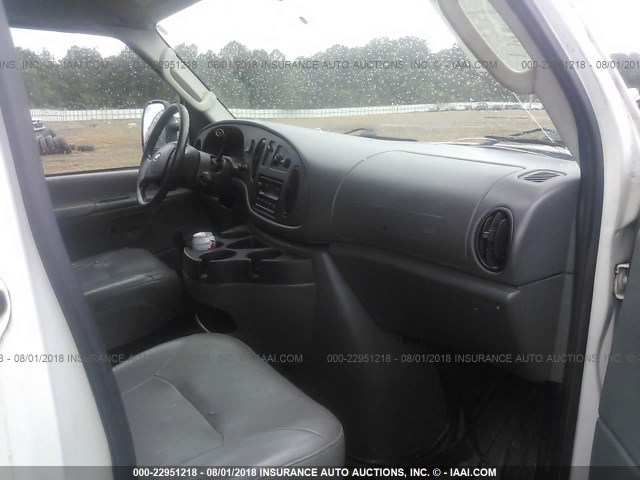 1FDSE35L56HA76558 - 2006 FORD ECONOLINE E350 SUPER DUTY CTWAY VAN 白色 照片 5