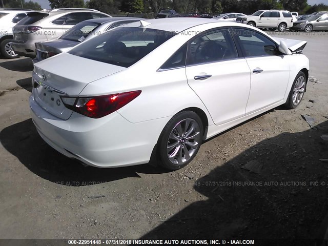 5NPEC4AC7BH197445 - 2011 HYUNDAI SONATA SE/LIMITED WHITE photo 4