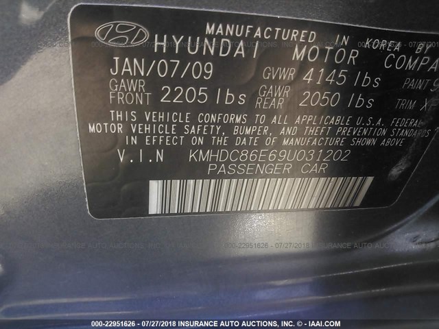 KMHDC86E69U031202 - 2009 HYUNDAI ELANTRA TOURING  GRAY photo 9