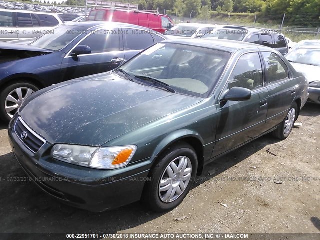 4T1BG22K21U097612 - 2001 TOYOTA CAMRY CE/LE/XLE 绿色 照片 2