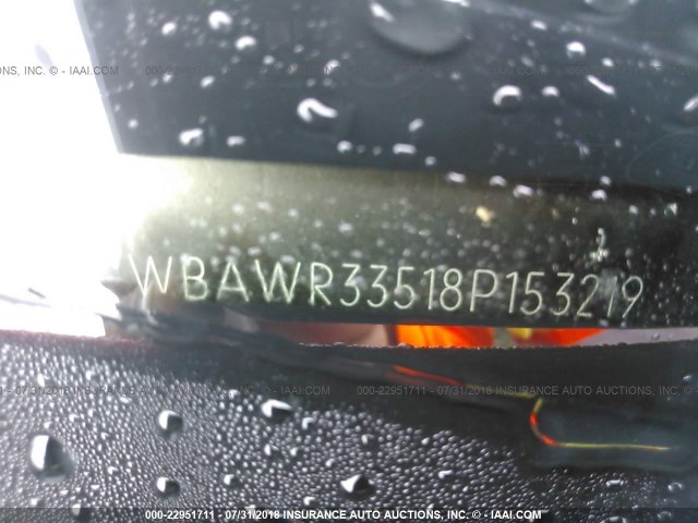 WBAWR33518P153219 - 2008 BMW 328 I SULEV RED photo 9