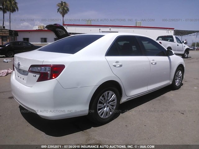 4T1BF1FK5DU644190 - 2013 TOYOTA CAMRY L/SE/LE/XLE 白色 照片 4