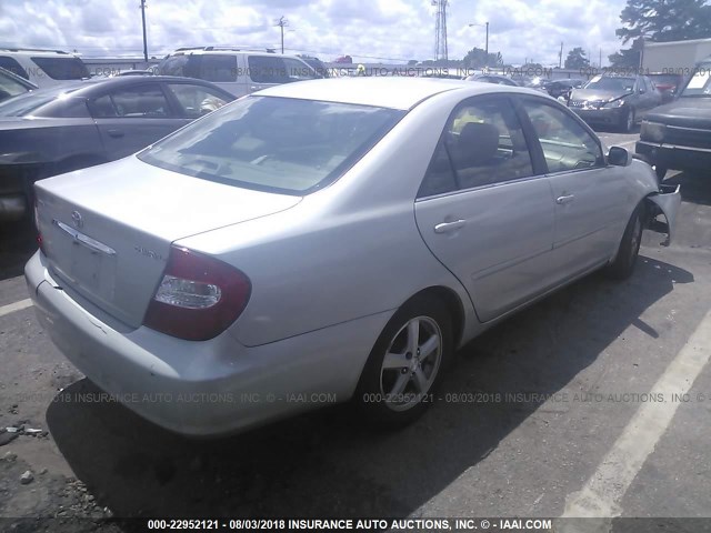 4T1BE32K84U907342 - 2004 TOYOTA CAMRY LE/XLE/SE Gümüş foto 4