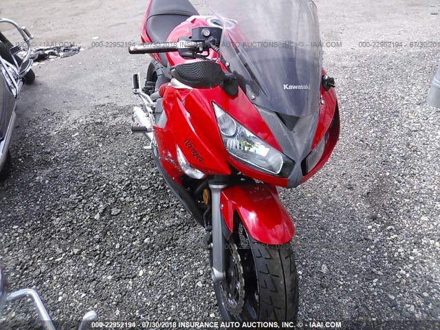 JKAEXEC1X9DA31181 - 2009 KAWASAKI EX650 C 红色 照片 5