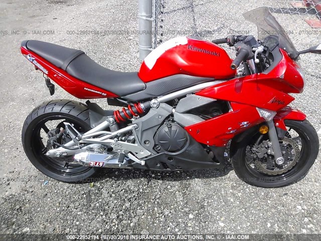 JKAEXEC1X9DA31181 - 2009 KAWASAKI EX650 C 红色 照片 8