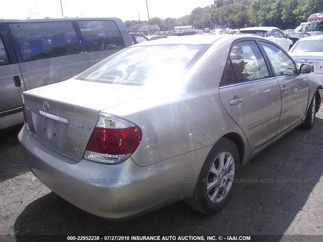 4T1BF30K35U102530 - 2005 TOYOTA CAMRY LE/XLE/SE Gümüş foto 4