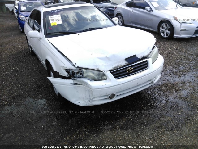 4T1BF28KXYU934501 - 2000 TOYOTA CAMRY LE/XLE WHITE photo 6