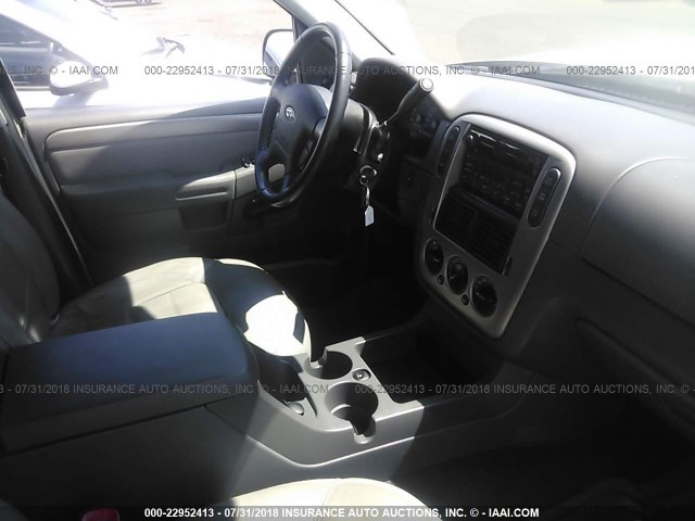 1FMZU73W25UA05653 - 2005 FORD EXPLORER XLT/XLT SPORT/NBX 银色 照片 5
