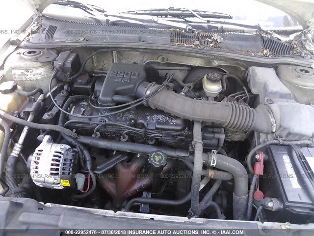 1G1JF524317164487 - 2001 CHEVROLET CAVALIER LS 银色 照片 10