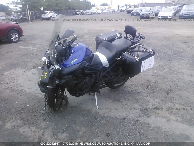 SMTE05BF0DJ567475 - 2013 TRIUMPH MOTORCYCLE TIGER 800/ABS BLUE photo 2