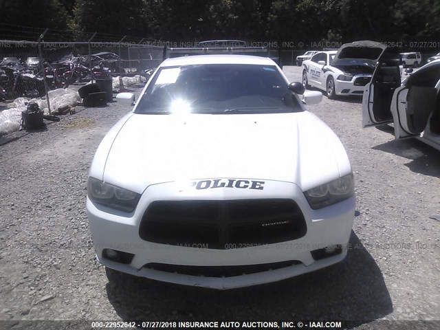 2C3CDXAT6DH713039 - 2013 DODGE CHARGER POLICE WHITE photo 6