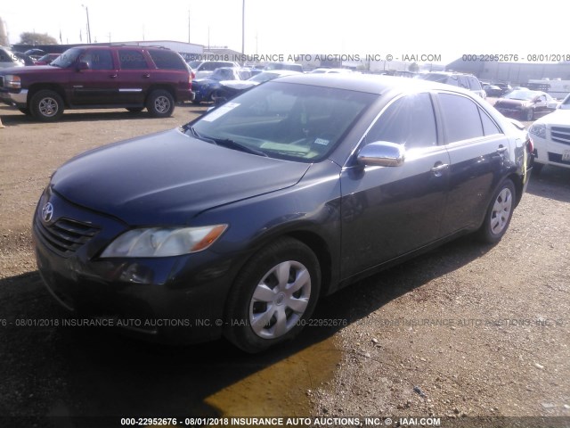 4T1BE46K09U334802 - 2009 TOYOTA CAMRY SE/LE/XLE ნაცრისფერი ფოტო 2
