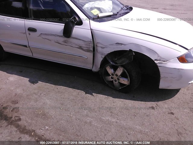 1G1JF52F647286394 - 2004 CHEVROLET CAVALIER LS WHITE photo 6