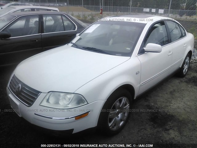 WVWRH63B01E153059 - 2001 VOLKSWAGEN PASSAT GLX 白色 照片 2