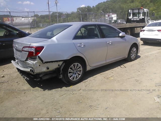 4T4BF1FK8DR305381 - 2013 TOYOTA CAMRY L/SE/LE/XLE WHITE photo 4