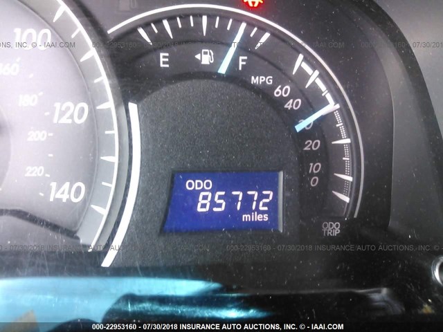 4T4BF1FK8DR305381 - 2013 TOYOTA CAMRY L/SE/LE/XLE WHITE photo 7