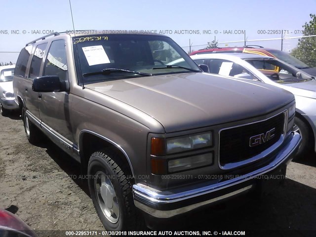 3GKFK16R9TG517379 - 1996 GMC SUBURBAN K1500 TAN photo 1