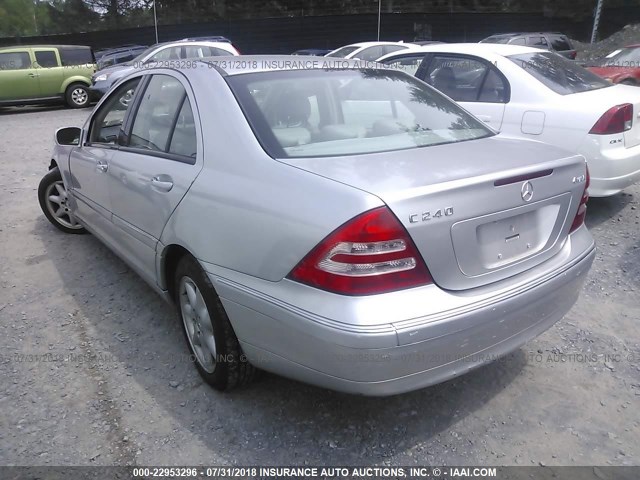 WDBRF81J64F483877 - 2004 MERCEDES-BENZ C 240 4MATIC SILVER photo 3