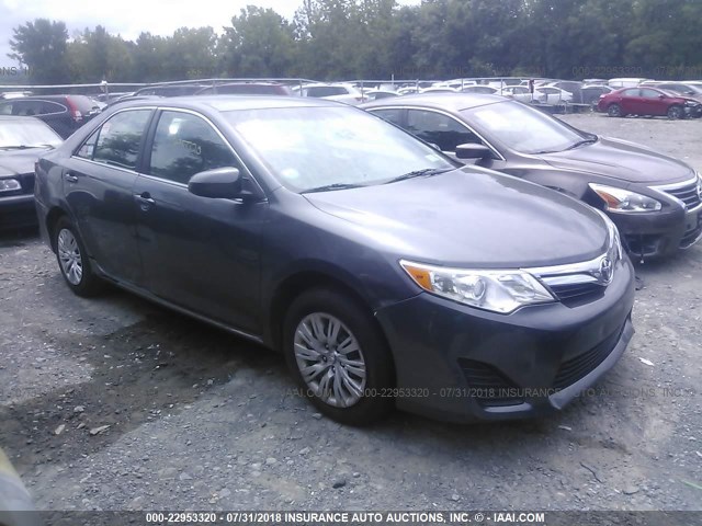 4T4BF1FK5ER405231 - 2014 TOYOTA CAMRY L/SE/LE/XLE GRAY photo 1