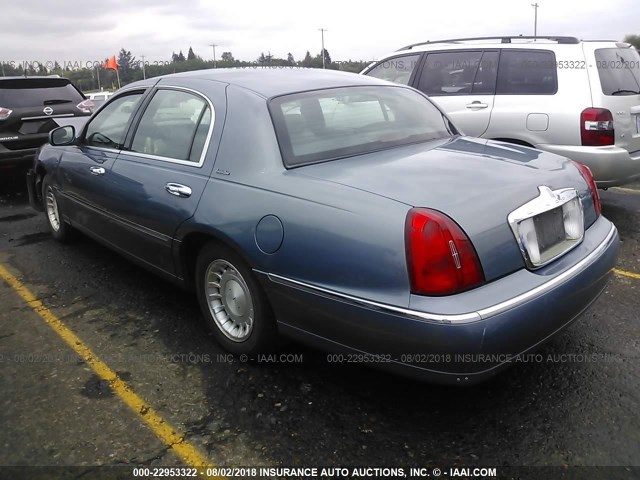 1LNHM81W1YY871037 - 2000 LINCOLN TOWN CAR EXECUTIVE Синий фото 3