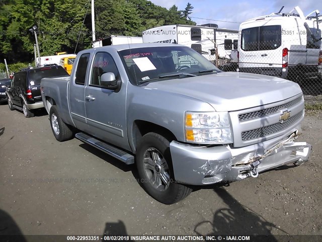 1GCRKSE34BZ179500 - 2011 CHEVROLET SILVERADO K1500 LT SILVER photo 1