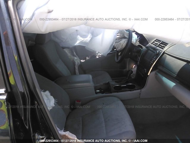 4T1BF1FK8FU043794 - 2015 TOYOTA CAMRY LE/XLE/SE/XSE 蓝色 照片 5