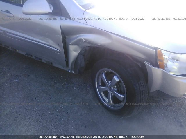 2CKDL73F576013242 - 2007 PONTIAC TORRENT SILVER photo 6