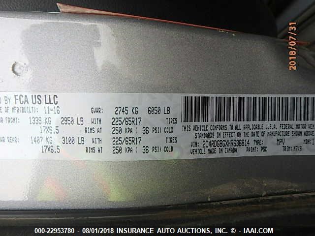 2C4RDGBGXHR636814 - 2017 DODGE GRAND CARAVAN SE GRAY photo 9