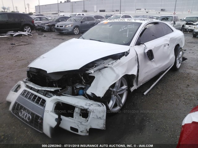 WAUCVAFR6CA006407 - 2012 AUDI S5 PREMIUM PLUS 白色 照片 2
