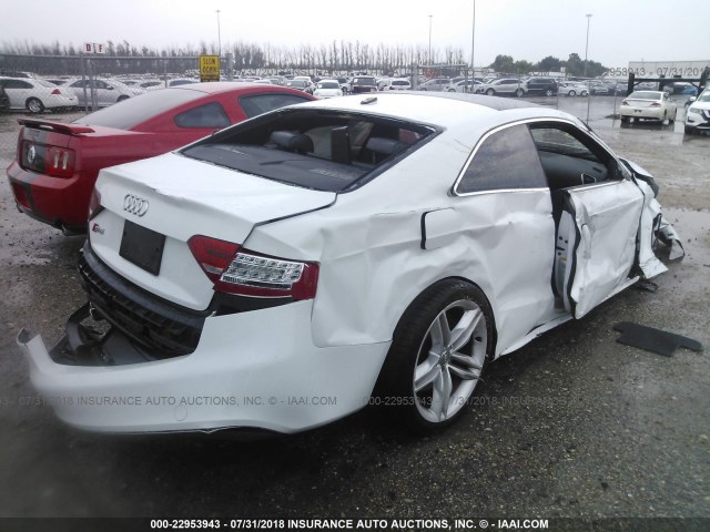 WAUCVAFR6CA006407 - 2012 AUDI S5 PREMIUM PLUS WHITE photo 4