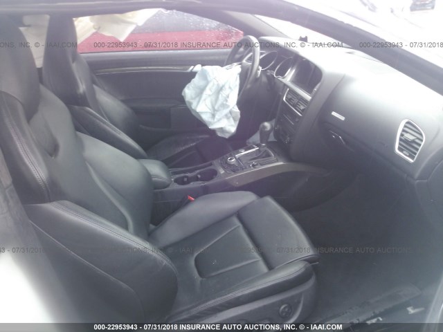 WAUCVAFR6CA006407 - 2012 AUDI S5 PREMIUM PLUS 白色 照片 5