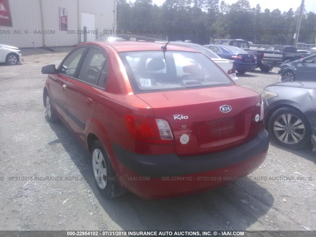 KNADE123286421353 - 2008 KIA RIO LX/SX RED photo 3