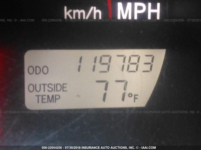 2T1LR32E25C398113 - 2005 TOYOTA COROLLA MATRIX XR GRAY photo 7