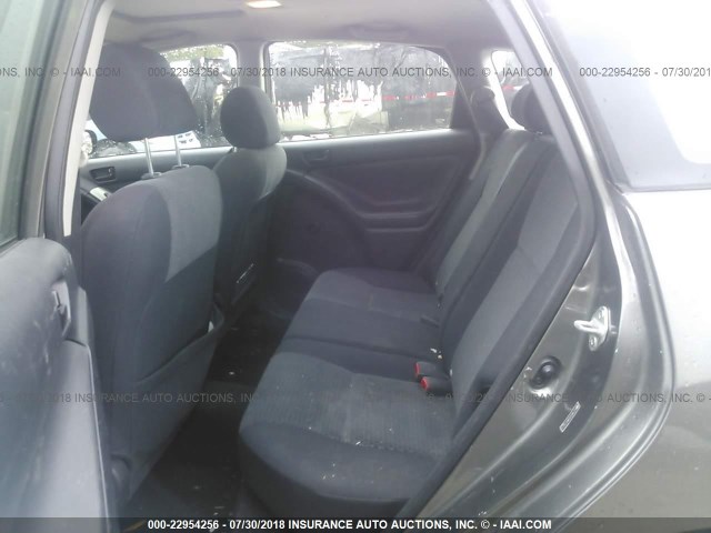 2T1LR32E25C398113 - 2005 TOYOTA COROLLA MATRIX XR GRAY photo 8