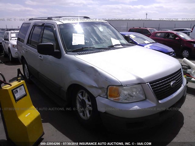 1FMPU16L64LB69658 - 2004 FORD EXPEDITION XLT SILVER photo 1